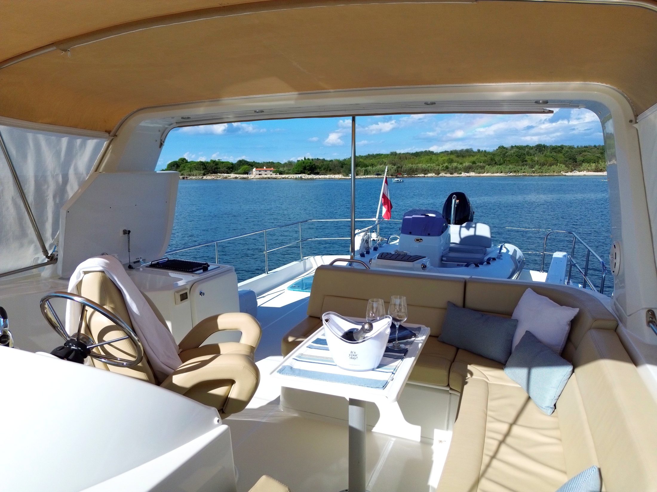 Flybridge